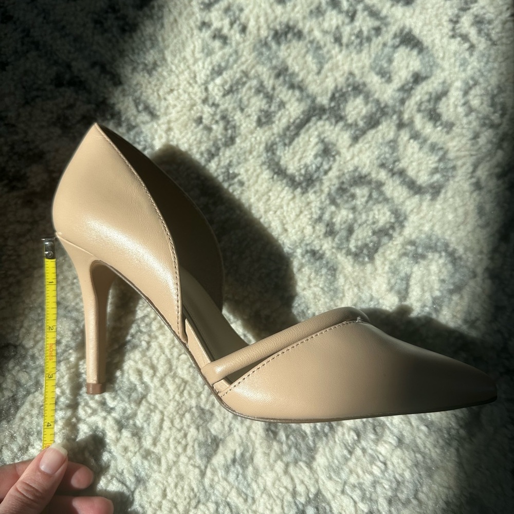 Vince Camuto Adeilia Heels Size 6 - Picture 7 of 7